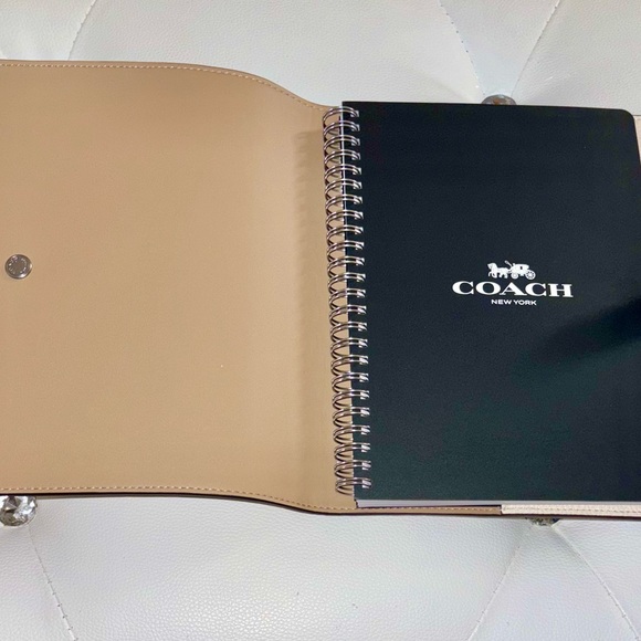 NEW Coach Refined Pebble Leather Chalk Multi Floral Print Notebook Journal - Picture 10 of 15